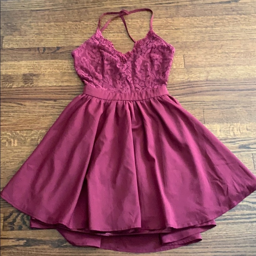 Tobi Dress - Picture 3 of 8